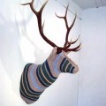 tête de cerf en tricot